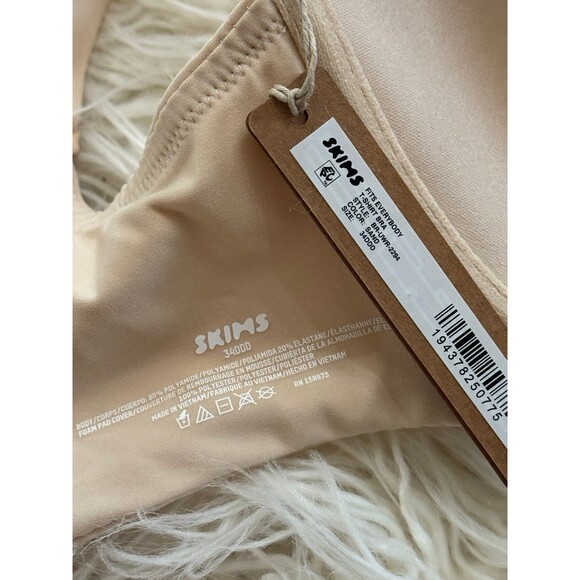 Skims Fits Everybody T-shirt Demi Bra Sand Size 34DDD - Picture 6 of 7